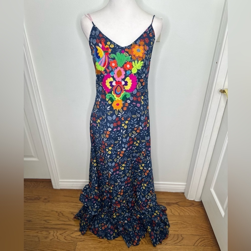 Dalhaa Embroiderd Dress Size Small